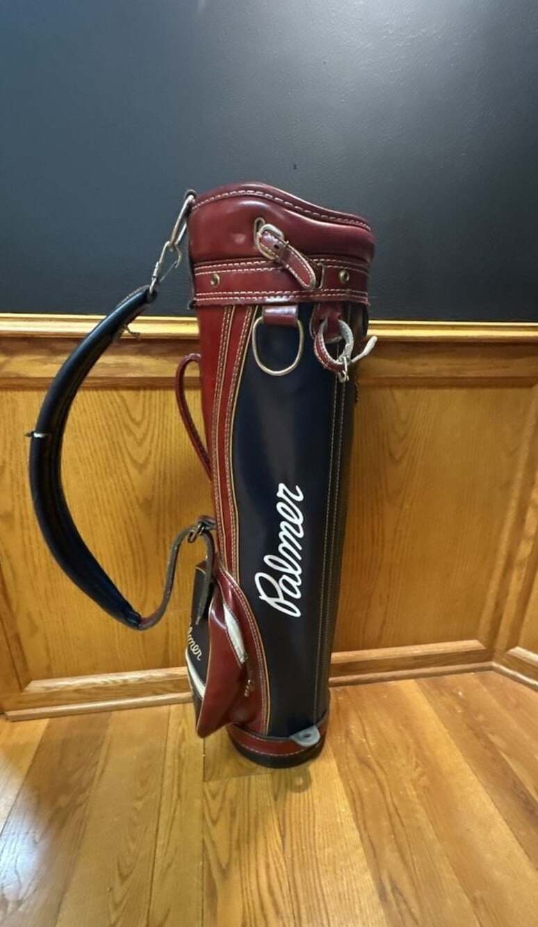 Vintage Arnold Palmer ProGroup Inc. Hot-Z Golf Bag Red and Navy